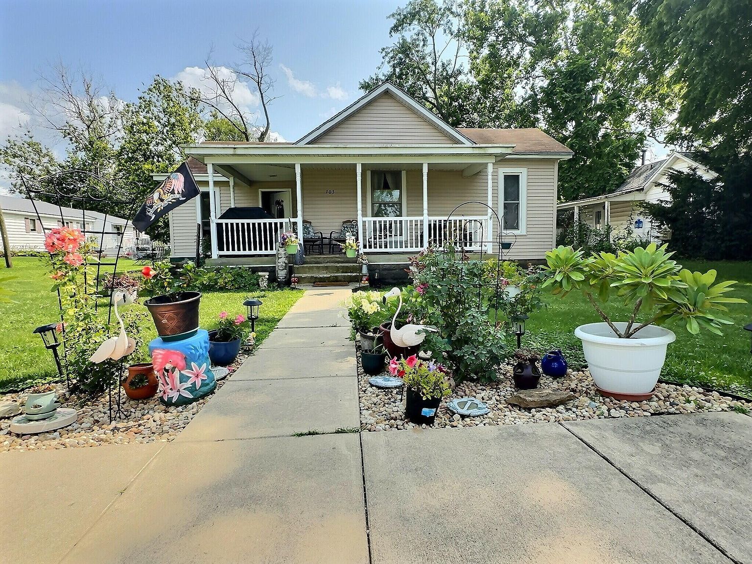 103 W Goss St Kentland, IN 47951  | Single Family