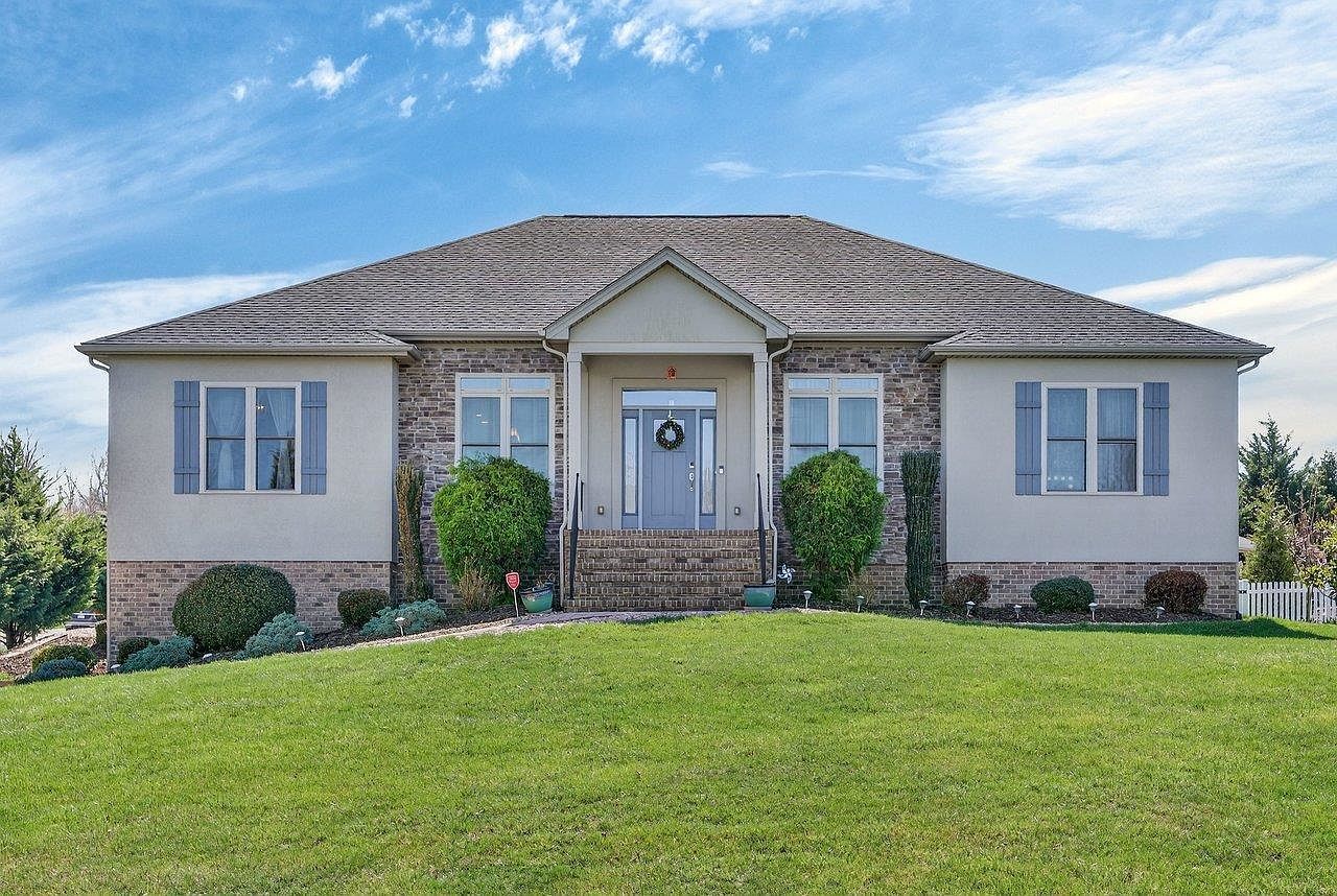 2005 Marigold Cir Harrisonburg, VA 22801  | Single Family
