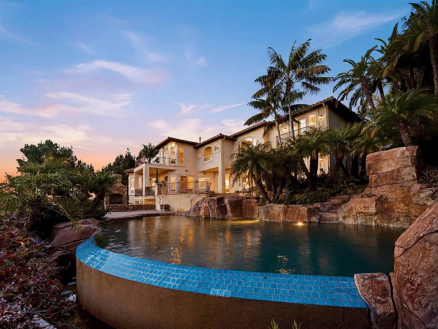 7149 Obelisco Cir Carlsbad, CA 92009, 92009