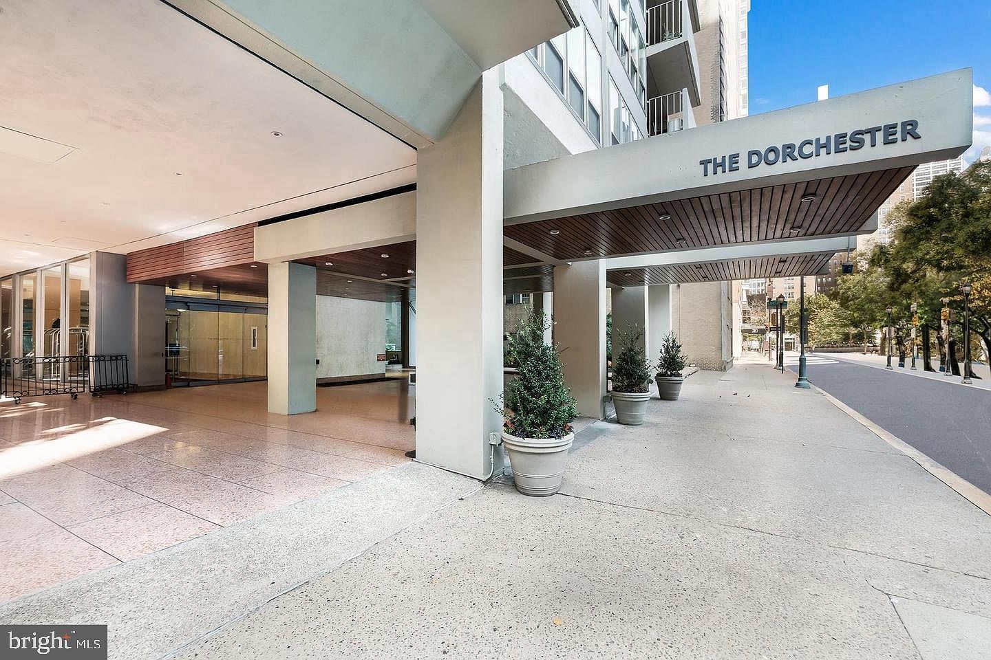 224 W Rittenhouse Sq #1718 Philadelphia, PA 19103  | Condominium