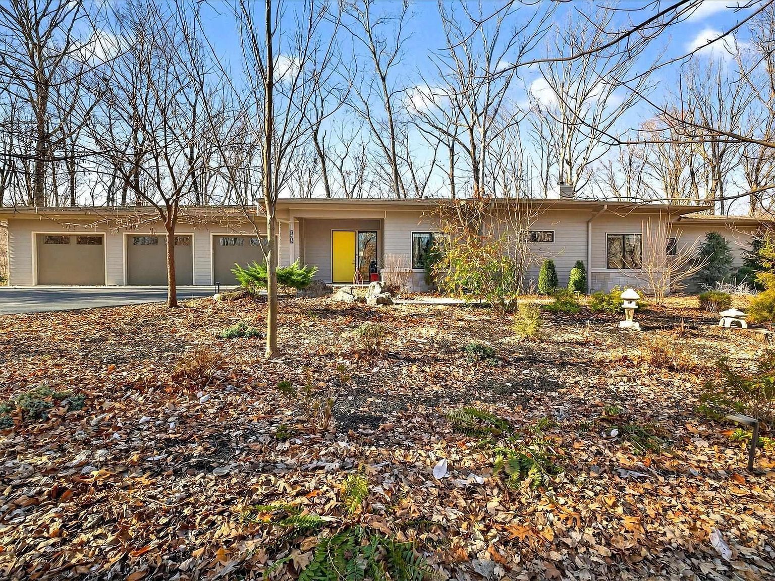 7493 E Rush Ridge Rd Bloomington, IN 47401 - Thumbnail 2