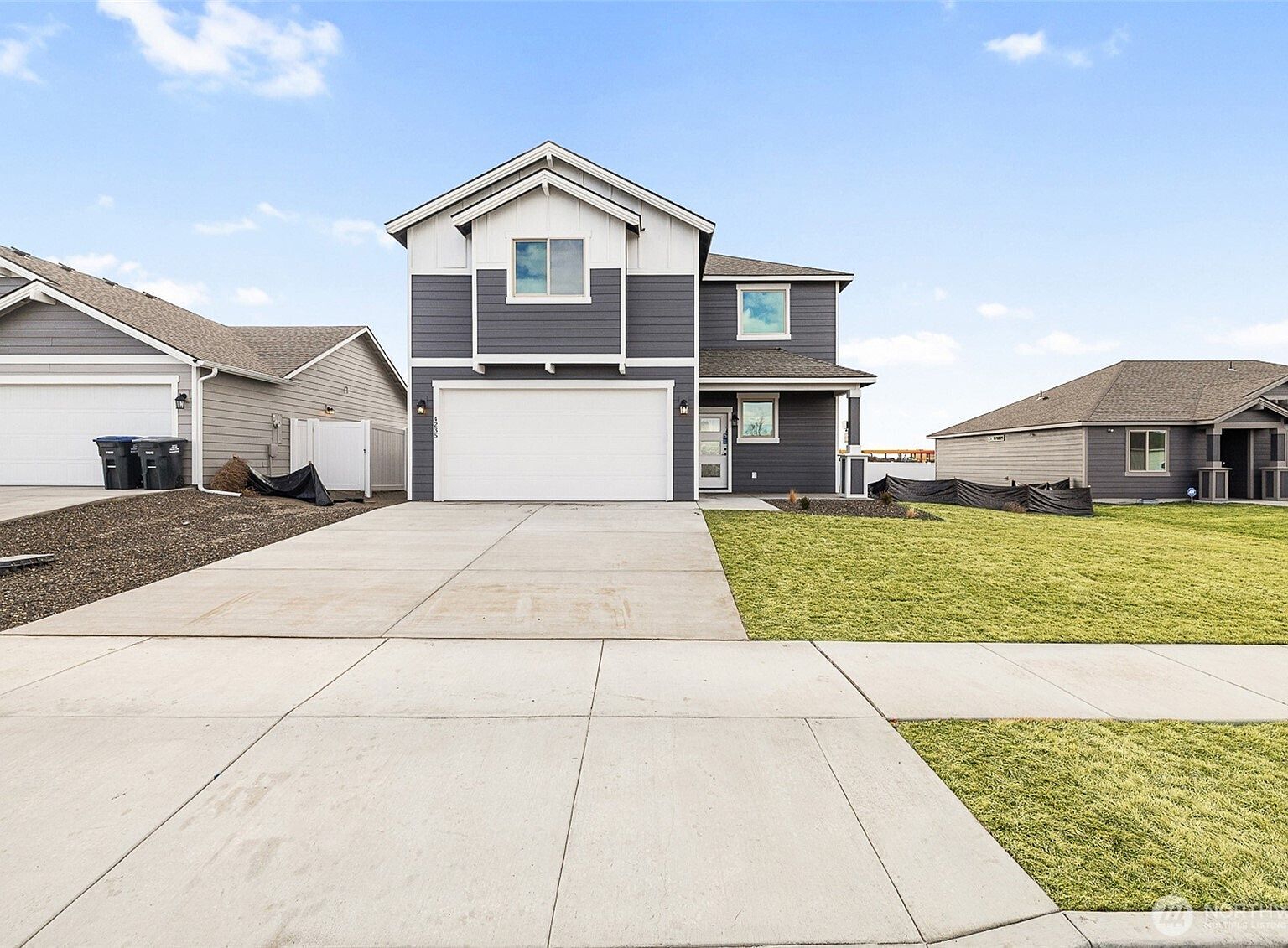 4235 W Sandy Ct Moses Lake, WA 98837 - Thumbnail 2