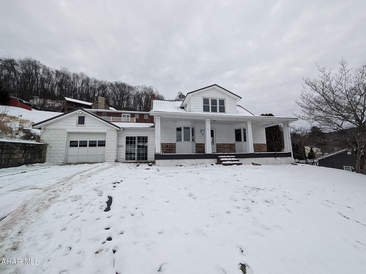 301 Hickory St Northern Cambria, PA 15714 - Thumbnail 2