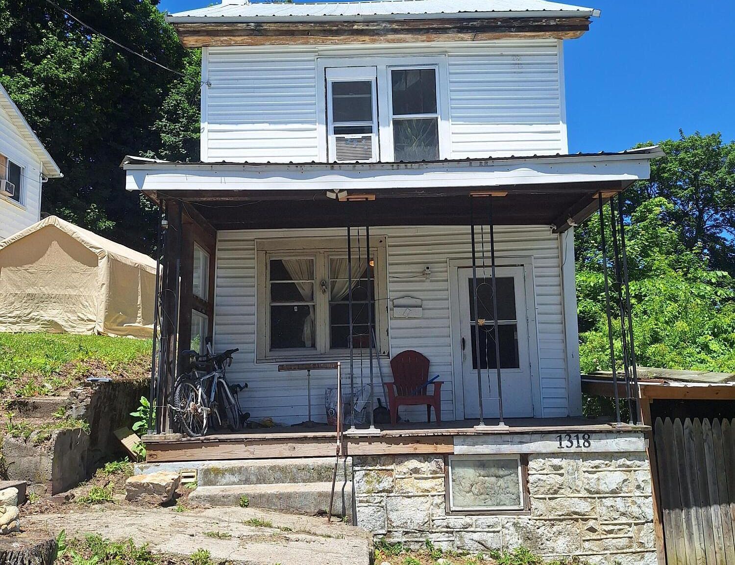 1318 14th Ave Altoona, PA 16601, 16601
