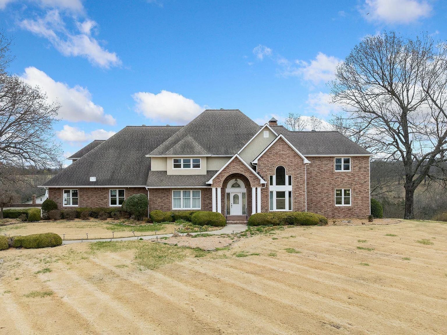 2734 Wolf Springs Rd Harrison, AR 72601  | Single Family
