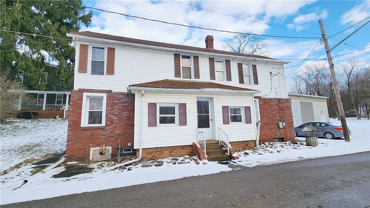 3348 E Main St Hillsville, PA 16132 - Thumbnail 2