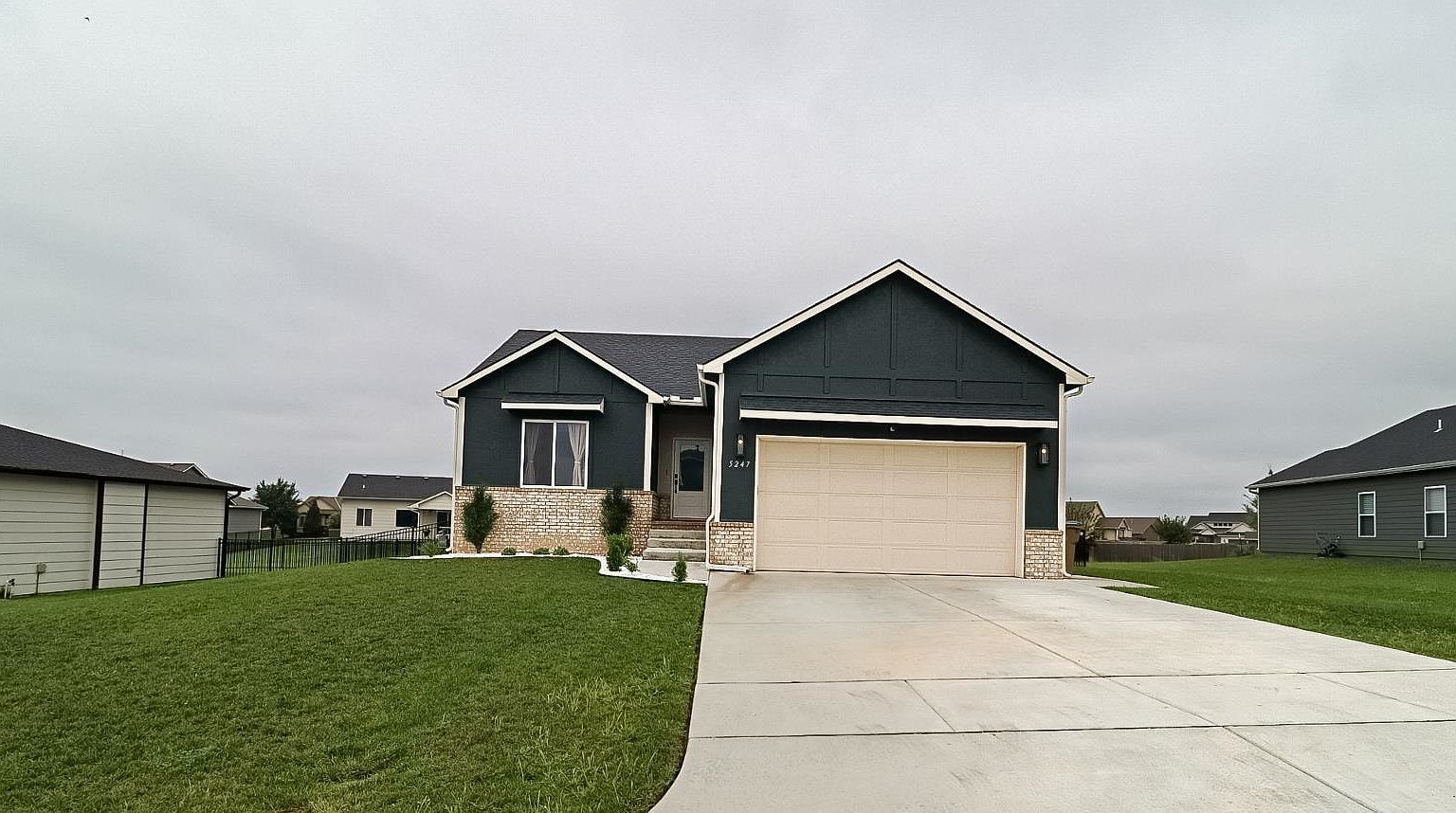 5247 N Cambridge St Wichita, KS 67226, 67226