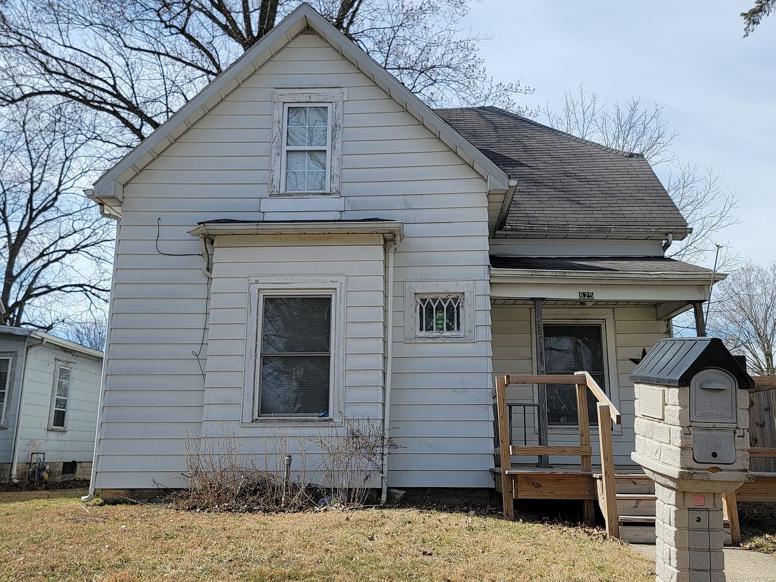 625 S Courtland Ave Kokomo, IN 46901 - Thumbnail 2