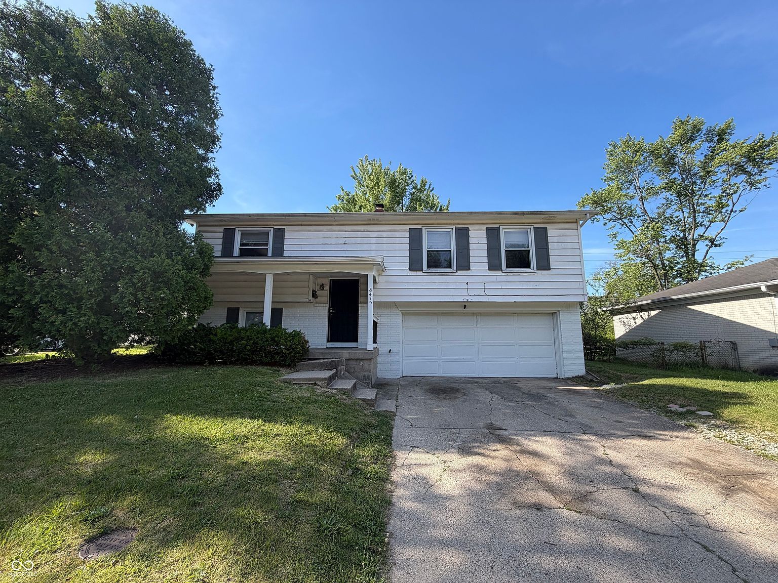 8415 E 34th St Indianapolis, IN 46226, 46226