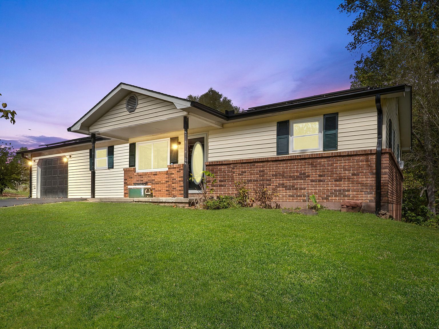 1479 E Williamsburg St Whitley City, KY 42653 - Thumbnail 2