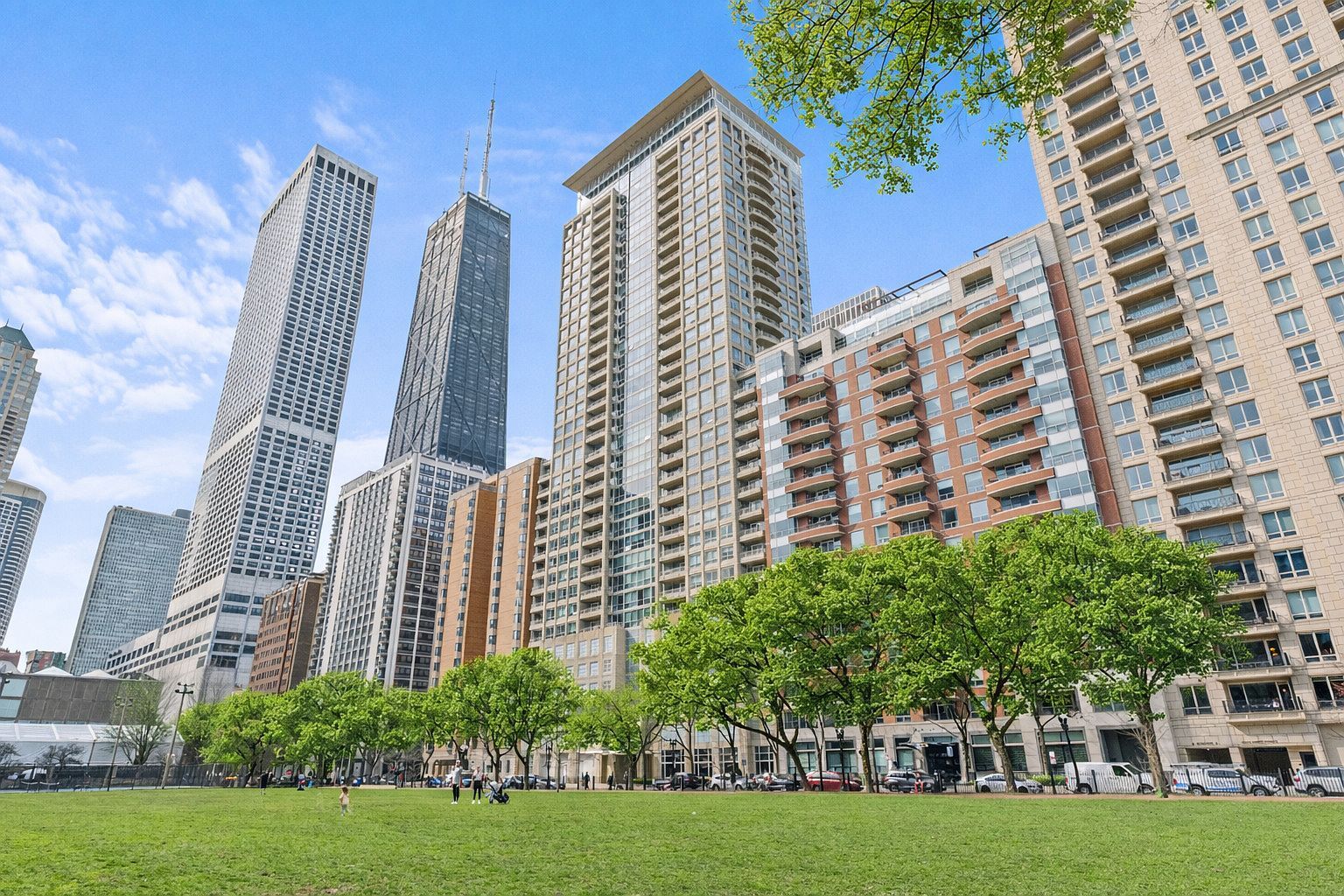 250 E Pearson St APT 1007 Chicago, IL 60611  | Condominium