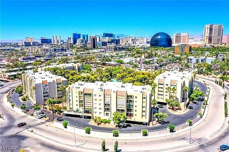 730 S Royal Crest Cir Unit 414 Las Vegas, NV 89169 - Thumbnail 2
