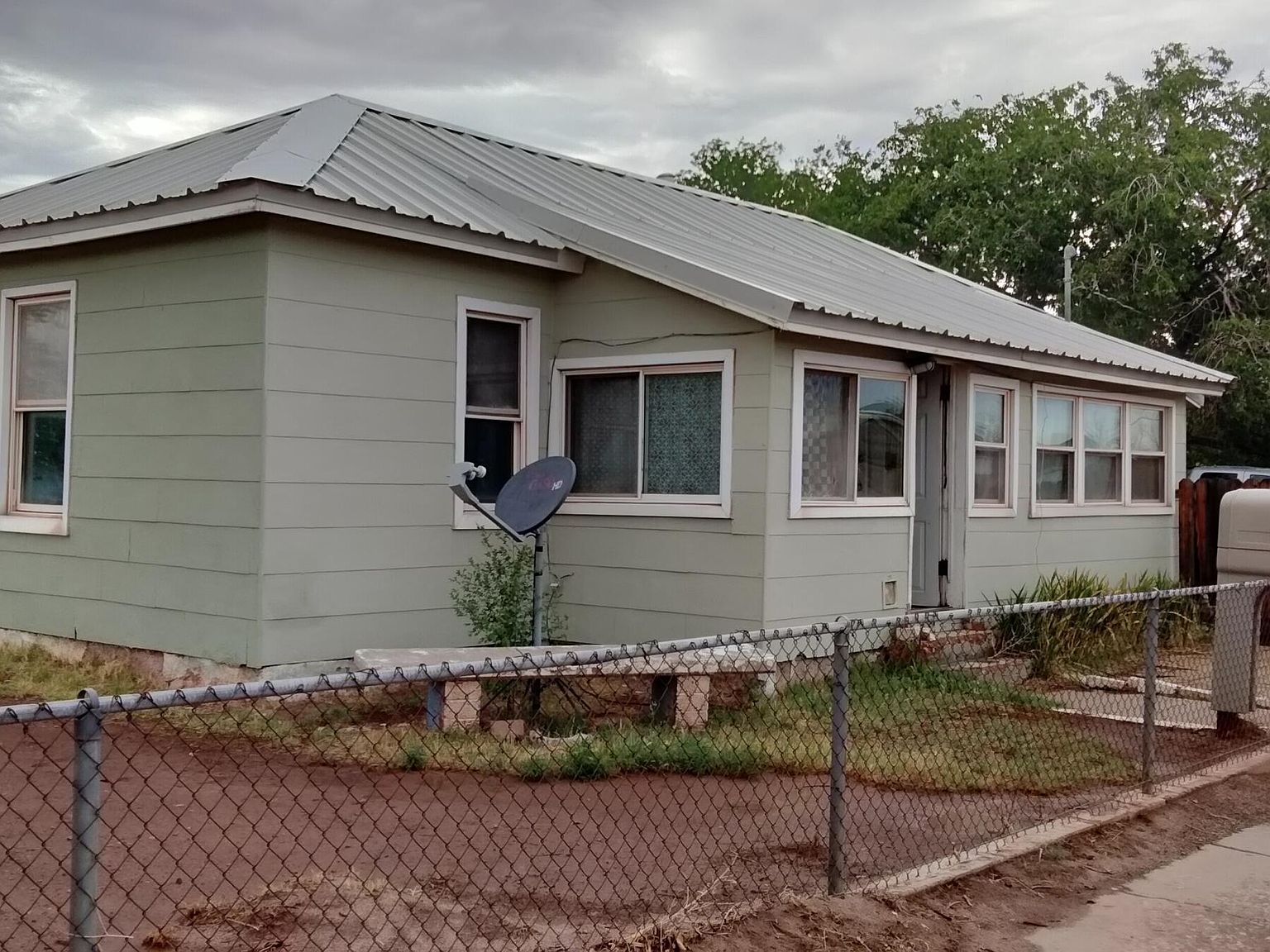 901 Prairie Ave Winslow, AZ 86047, 86047