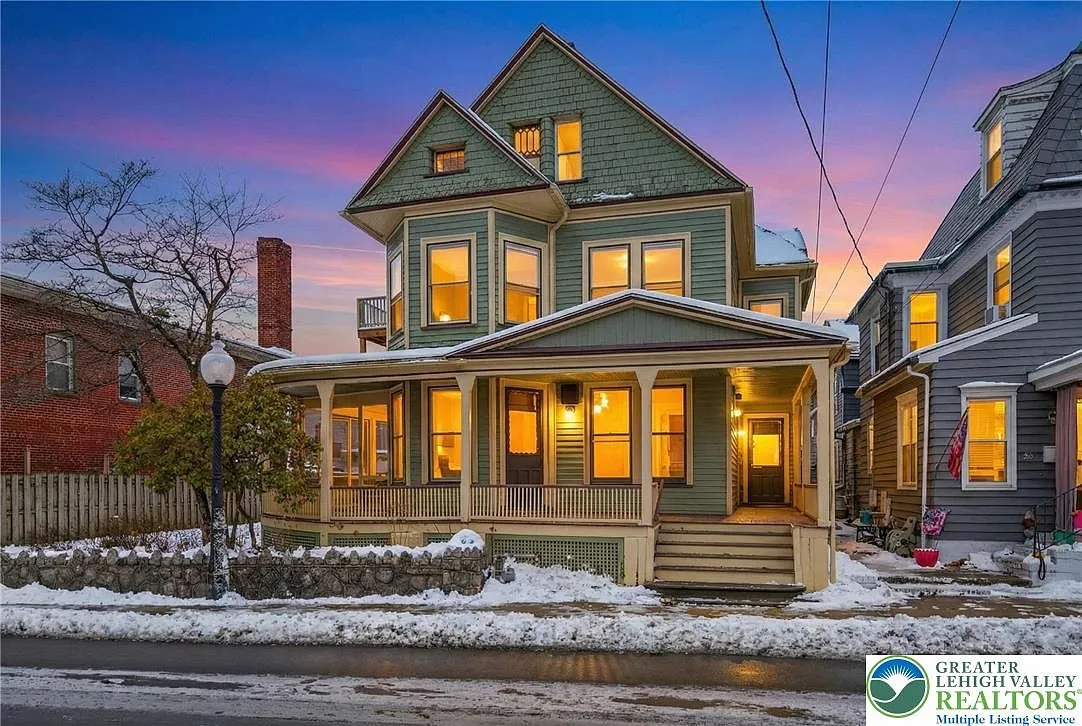 28 S 1st St Bangor, PA 18013 | Single Family