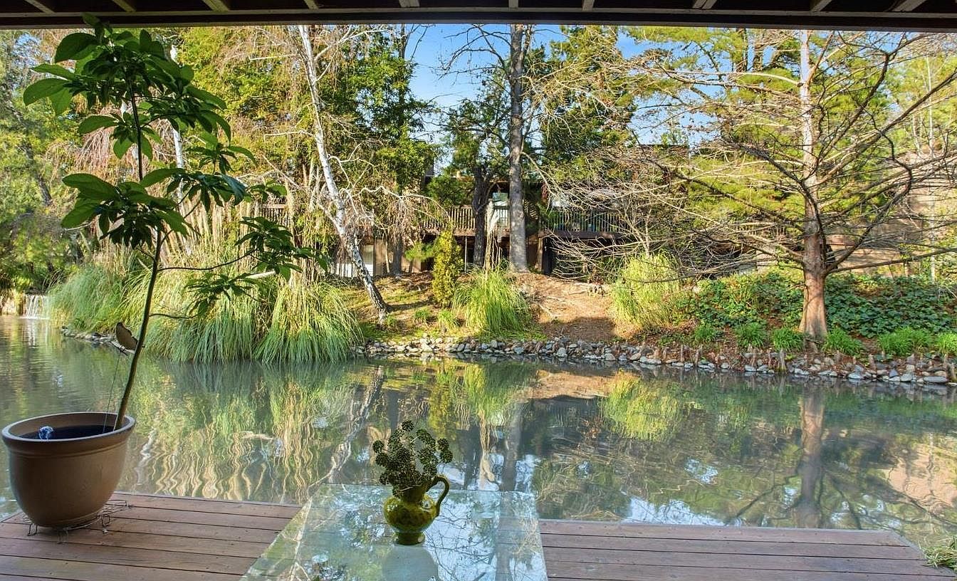 2482 Larkspur Ln APT 181 Sacramento, CA 95825 - Thumbnail 2