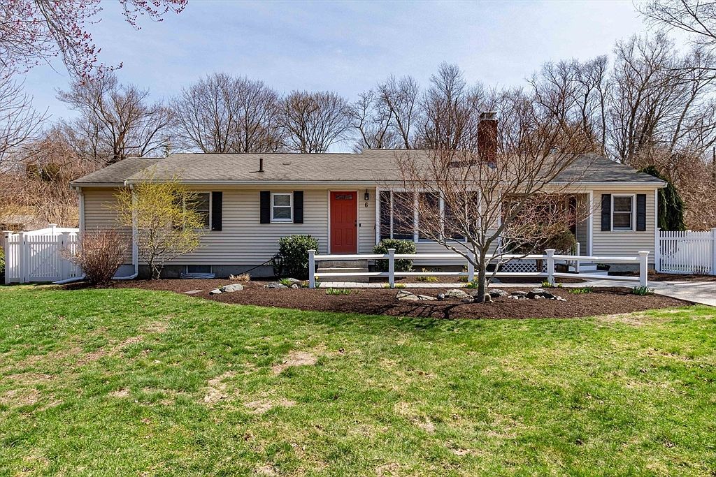 6 Priscilla Rd Medway, MA 02053  | Single Family