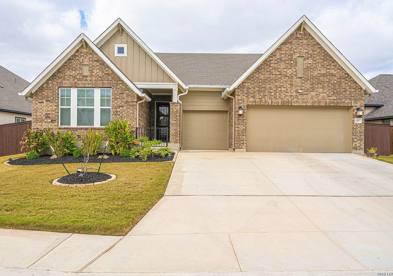 14807 Mapleton Hl San Antonio, TX 78245 - Thumbnail 2