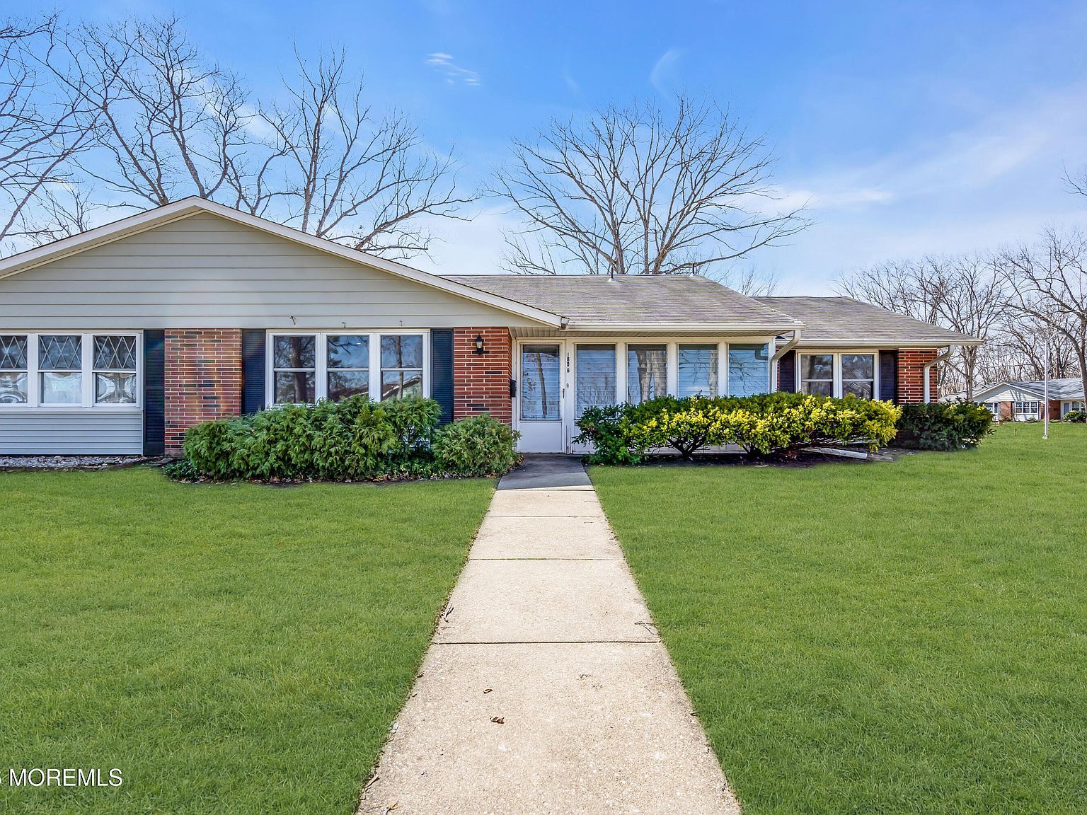 180 Sterling Ct #B Lakewood, NJ 08701 - Thumbnail 2