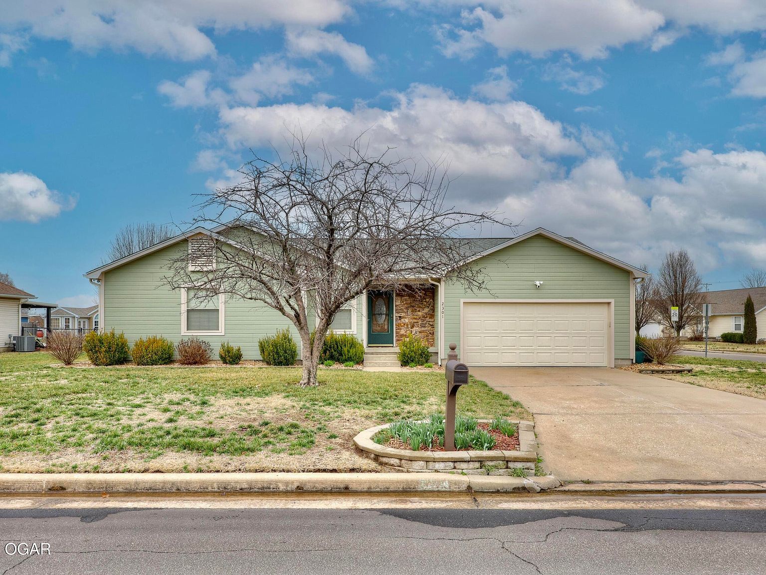 2301 W 25th St Joplin, MO 64804 - Thumbnail 2