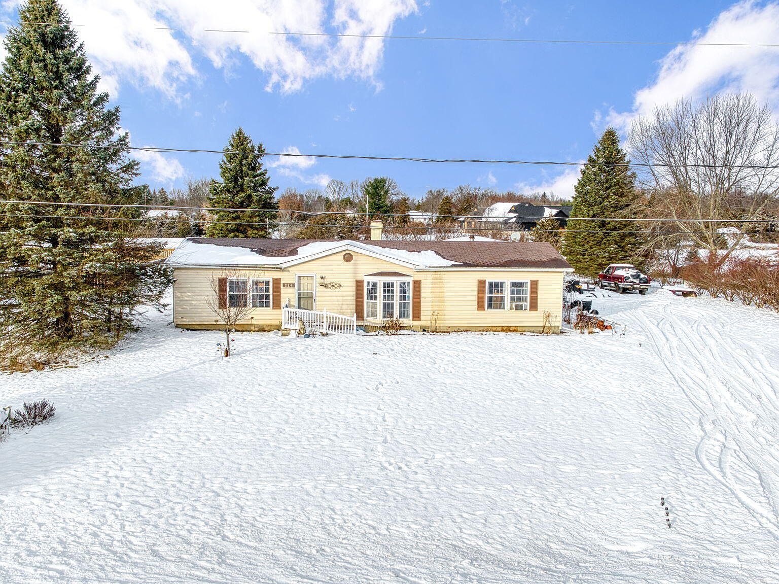 224 Ambler Dr Brooklyn, MI 49230 - Thumbnail 2