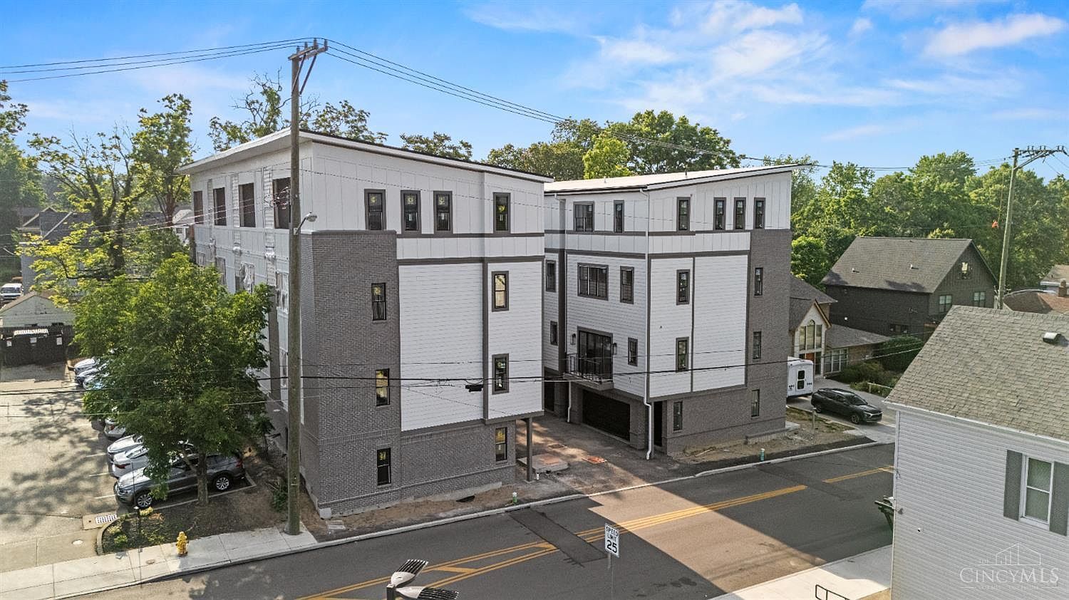 3725 Isabella Ave #3 Cincinnati, OH 45209 - Thumbnail 2