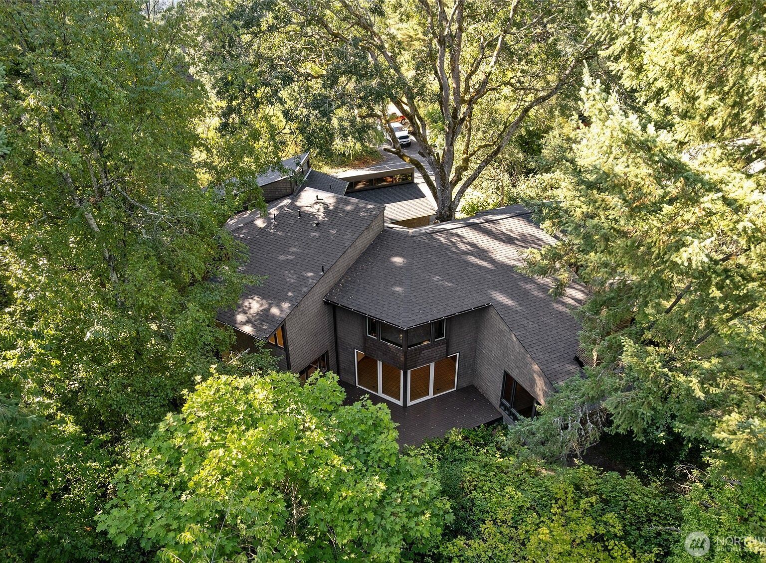 12809 3rd Avenue Ct E Tacoma, WA 98445 - Thumbnail 2