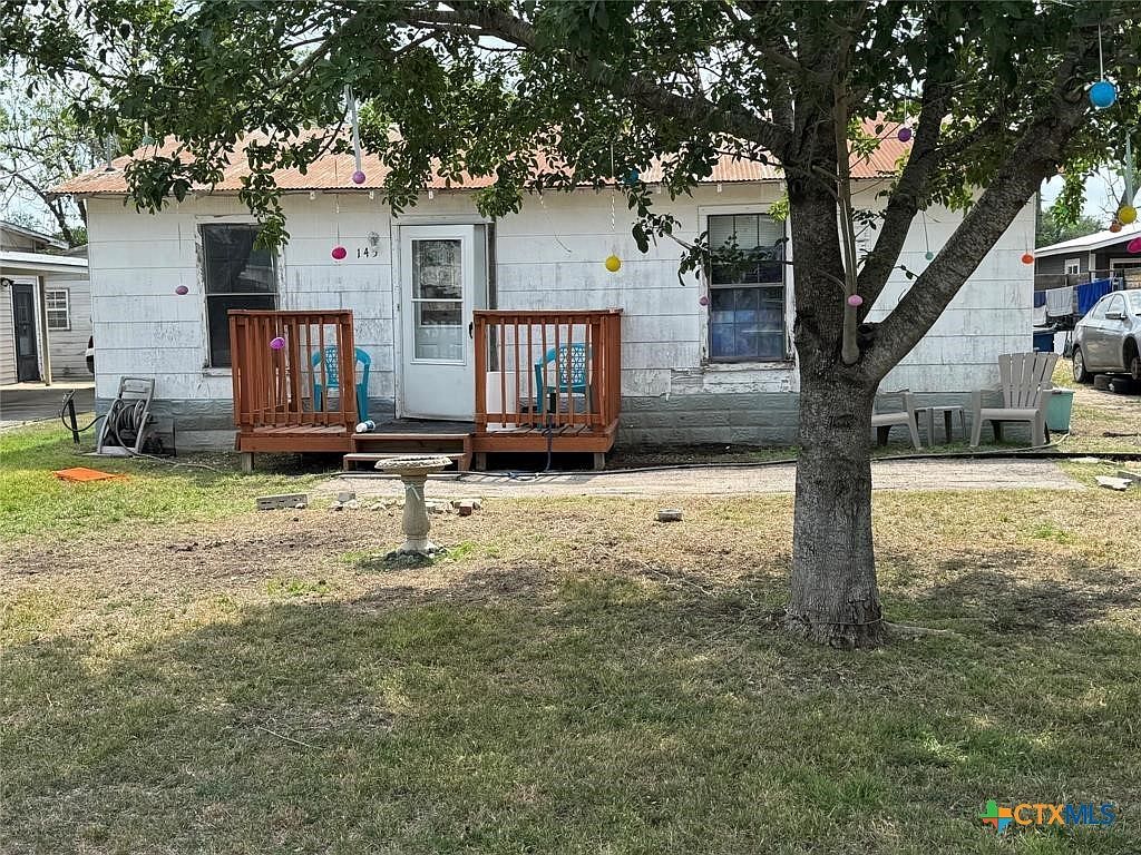 145 N Kowald Ln New Braunfels, TX 78130 - Thumbnail 2