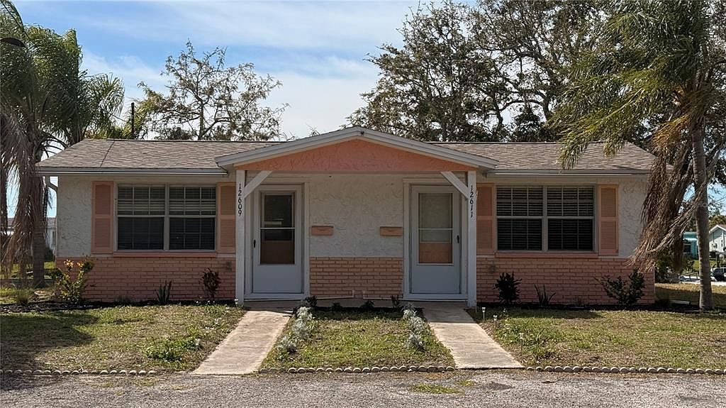 12611 1st Isle Hudson, FL 34667 - Thumbnail 2