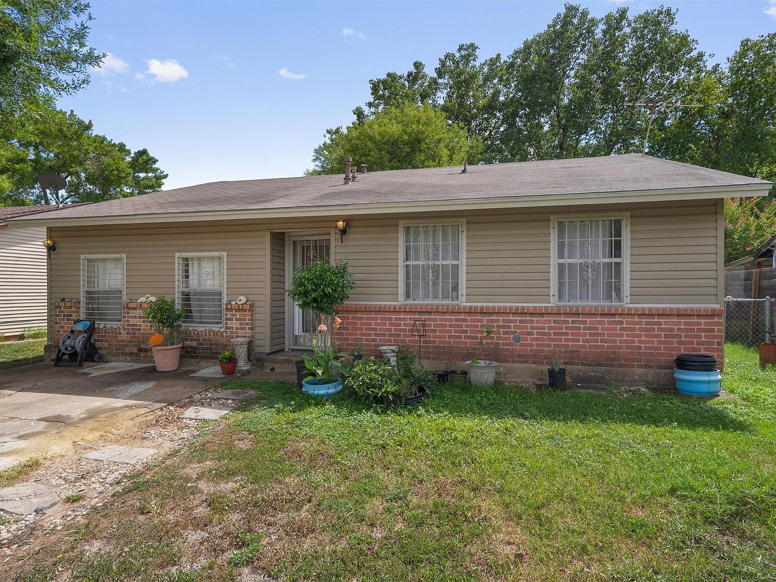 5507 Burgundy Dr Austin, TX 78724 - Thumbnail 2