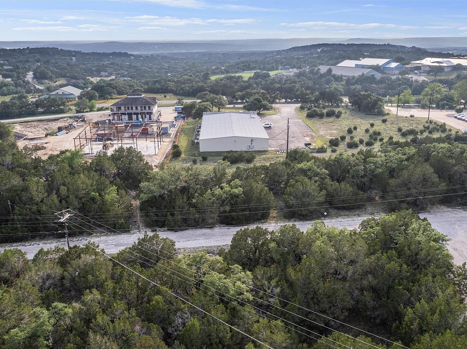 8106 Arapaho Trl Lago Vista, TX 78645 - Thumbnail 2