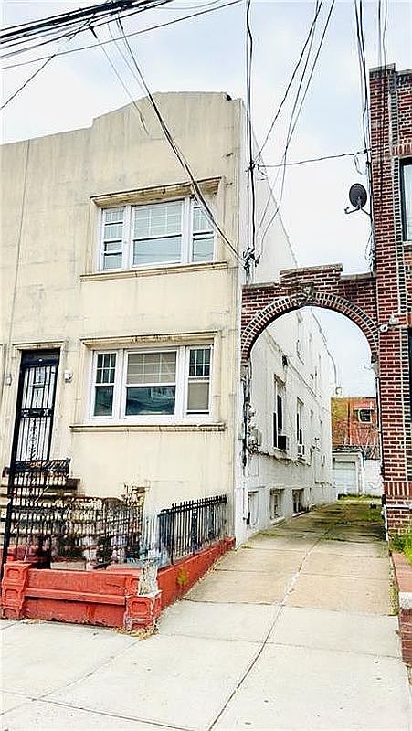 2358 E 2nd St Brooklyn, NY 11223, 11223