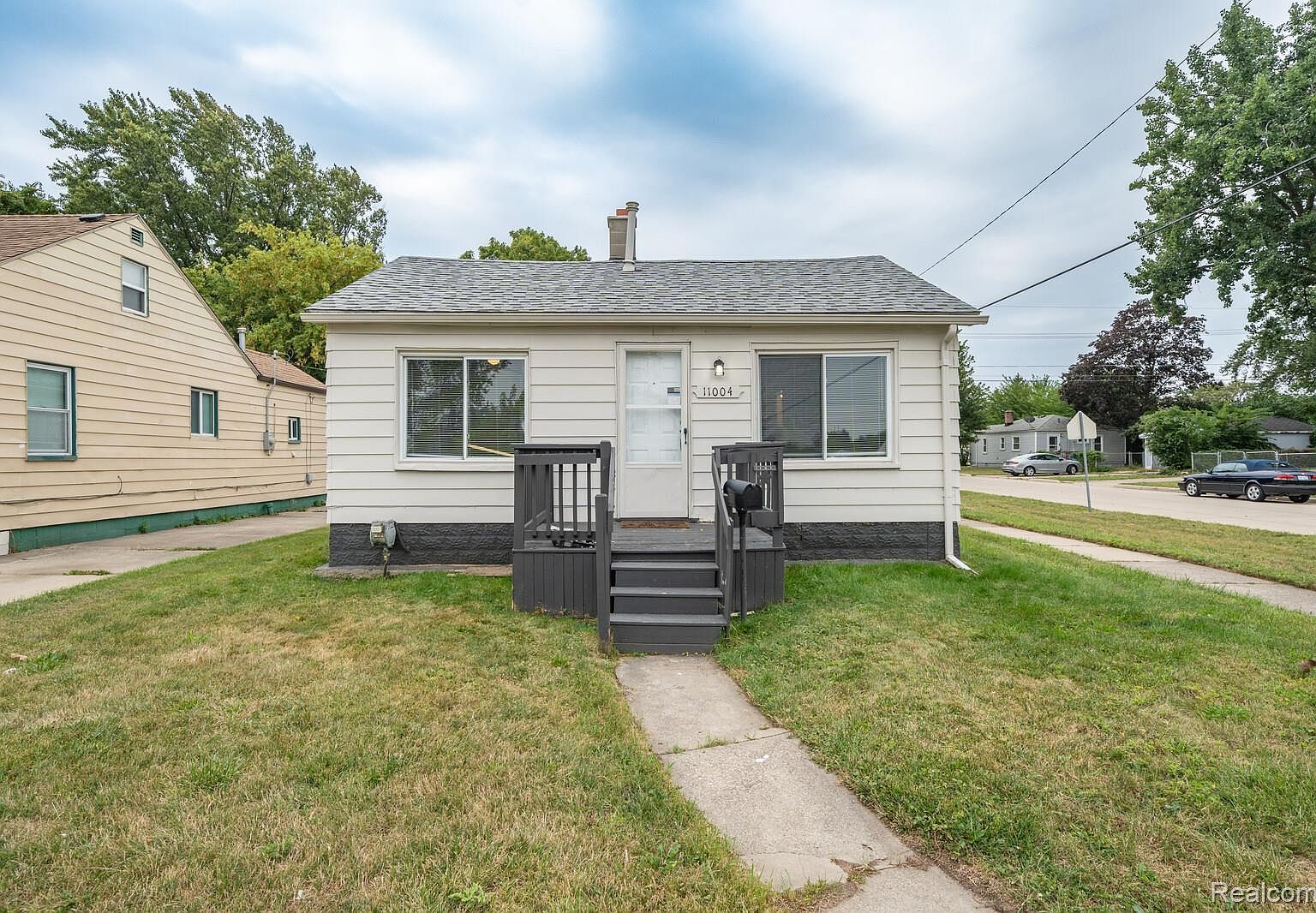 11004 Republic Ave Warren, MI 48089 - Thumbnail 2