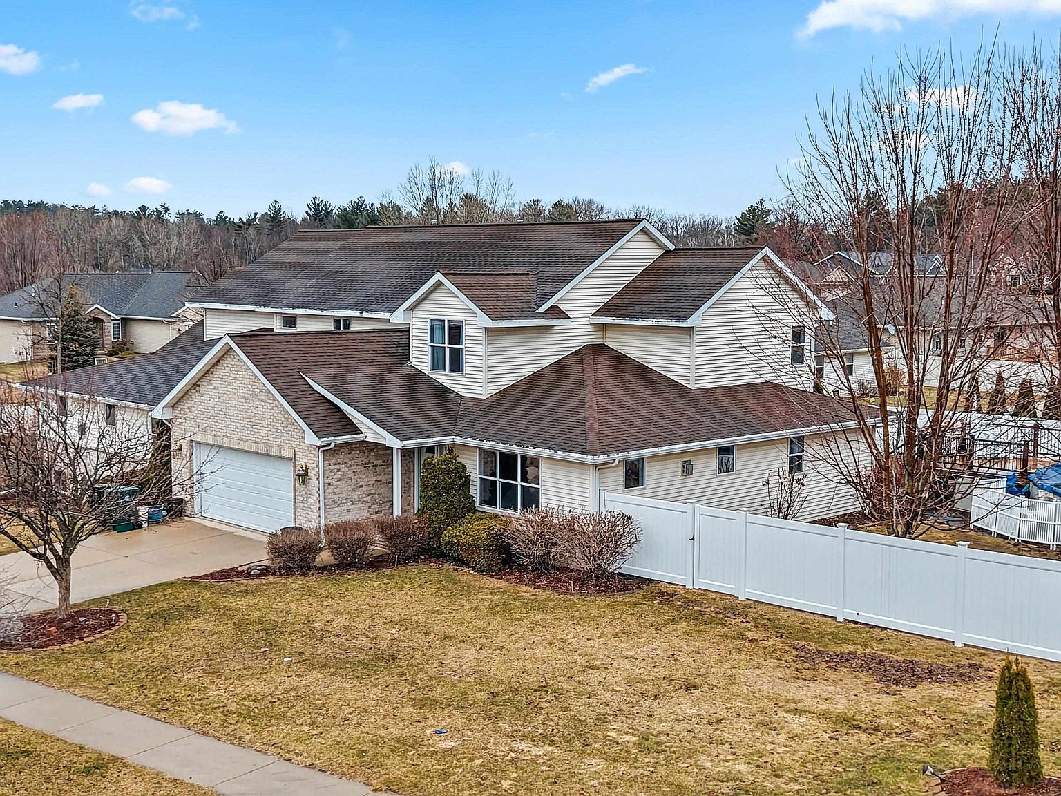 854 Krause Rd Green Bay, WI 54313  | Condominium