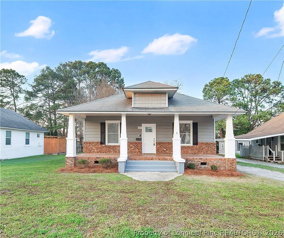 204 W E St Erwin, NC 28339 - Thumbnail 2