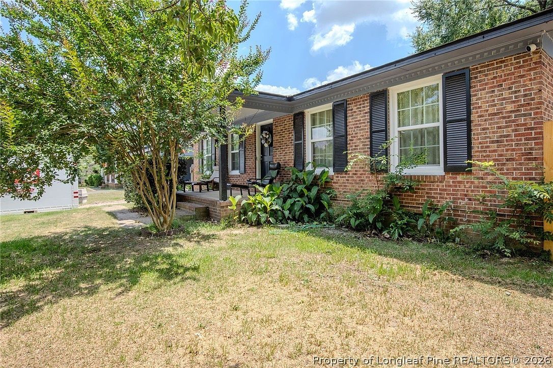 3230 Periwinkle Dr Fayetteville, NC 28306, 28306