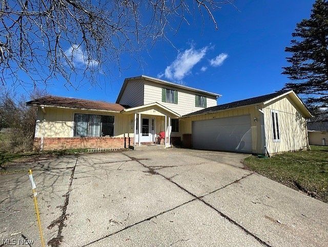 97 Chelmsford Dr Aurora, OH 44202  | Single Family