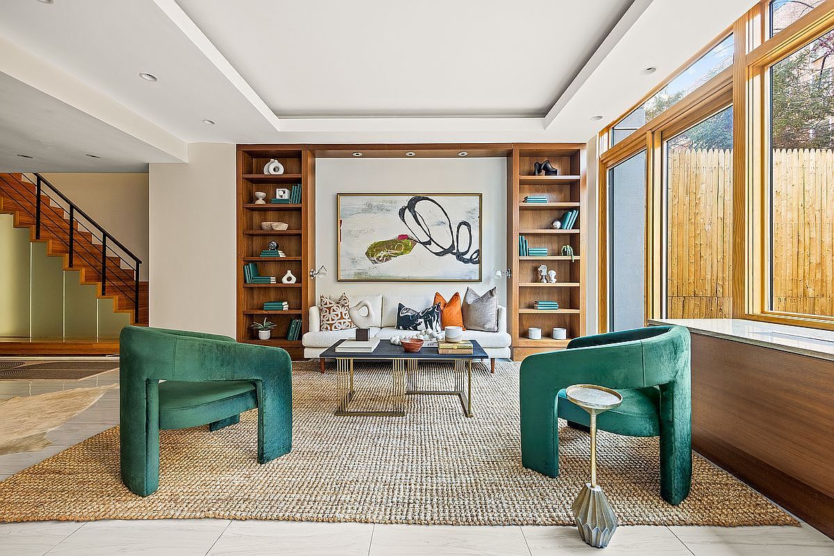 344 W 23rd St APT Gle New York, NY 10011 - Thumbnail 2