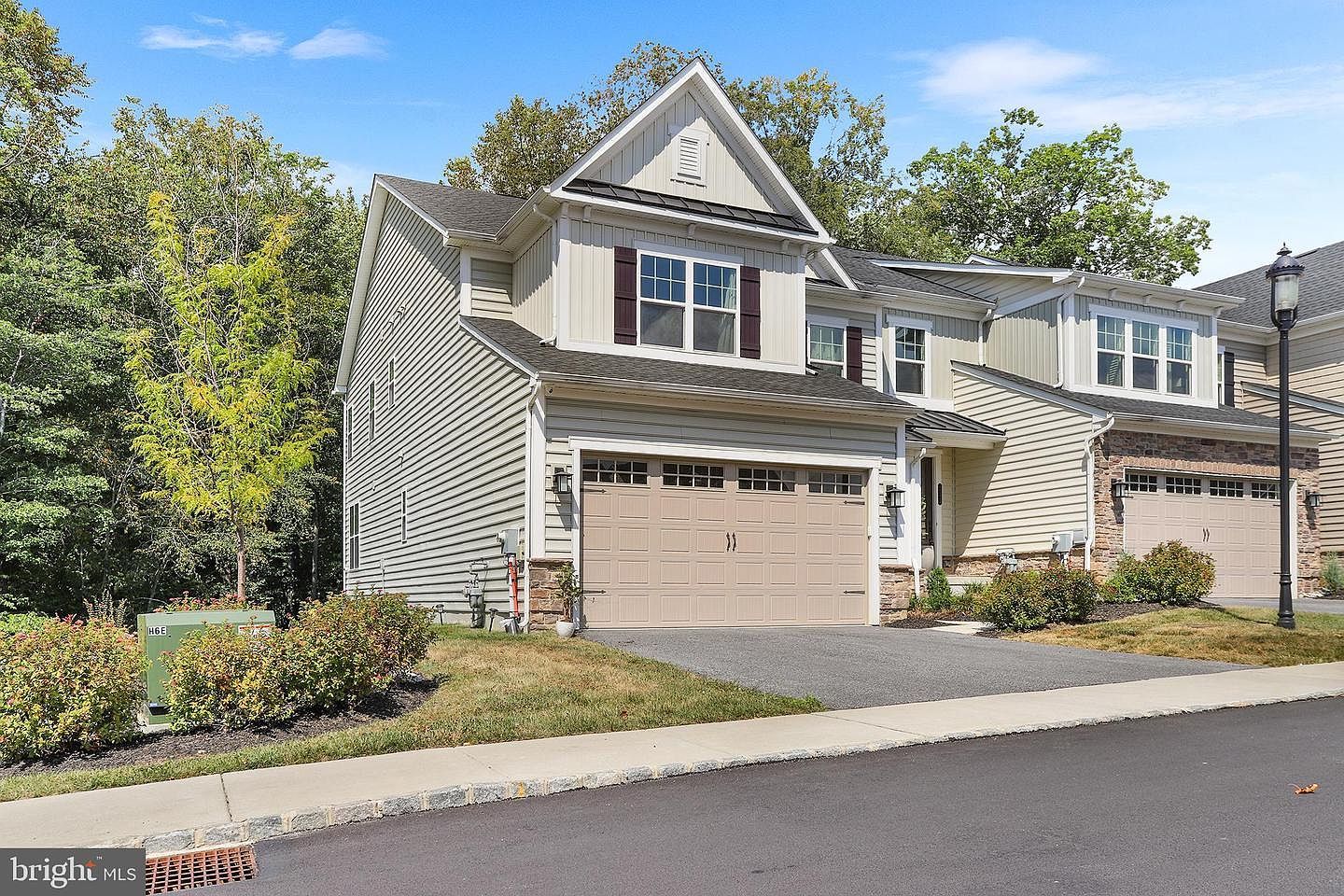 233 Ponds Edge Dr Media, PA 19063 - Thumbnail 2