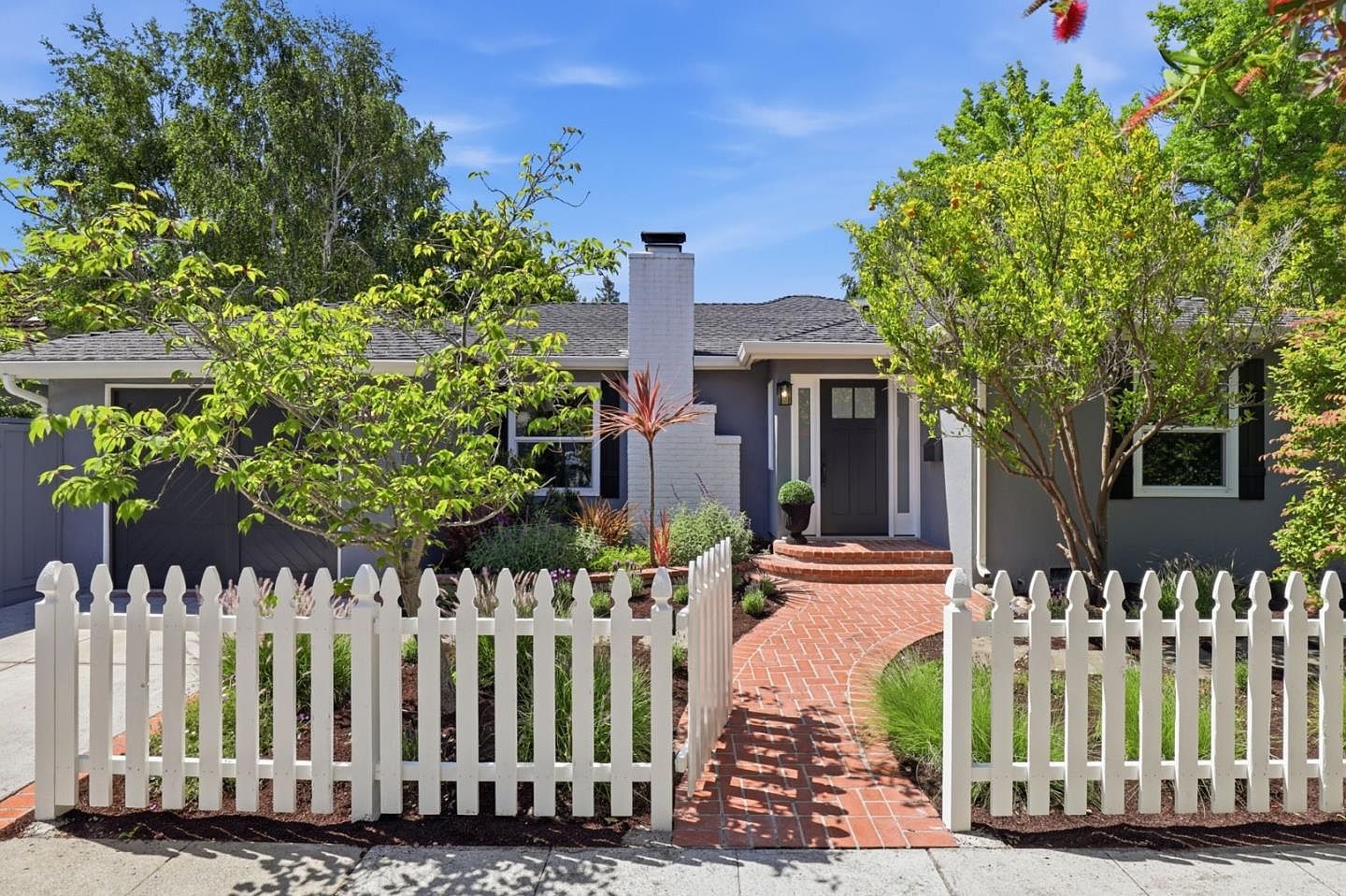 699 Oregon Ave Palo Alto, CA 94301, 94301