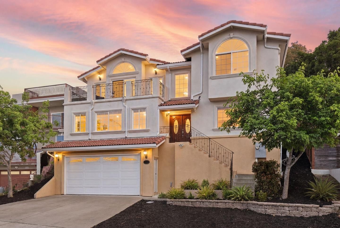 2390 Rainbow Ct Hayward, CA 94542, 94542