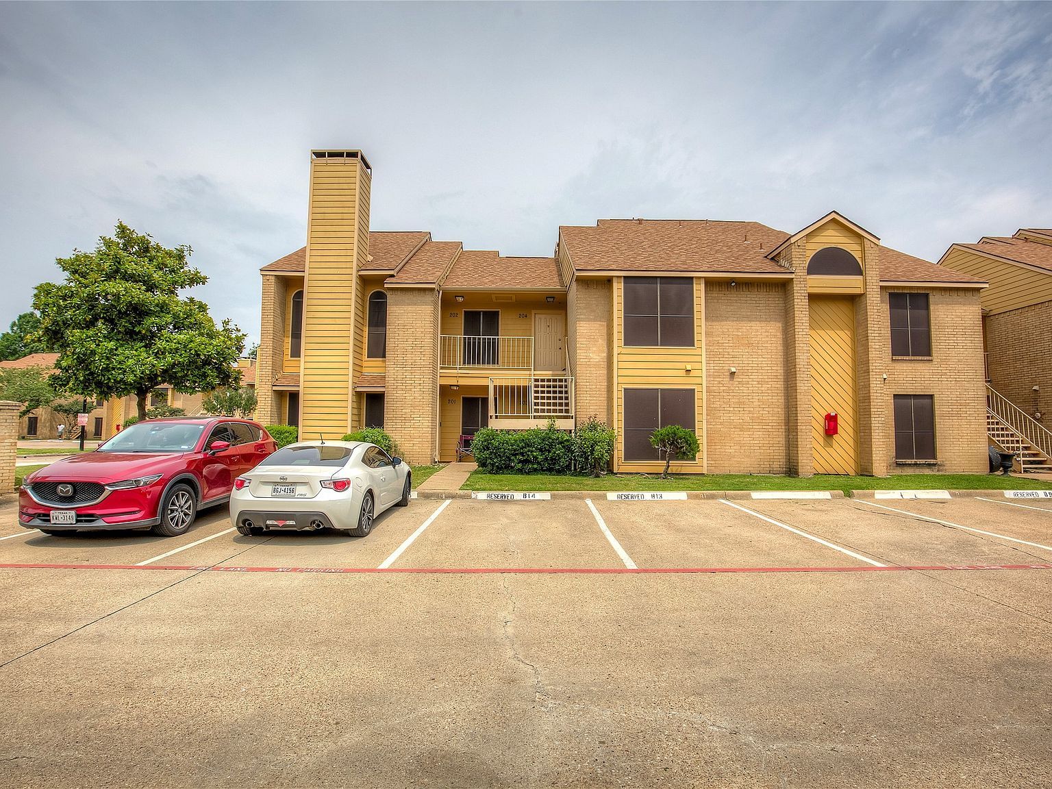 5825 Marvin Loving Dr APT 204 Garland, TX 75043 - Thumbnail 2