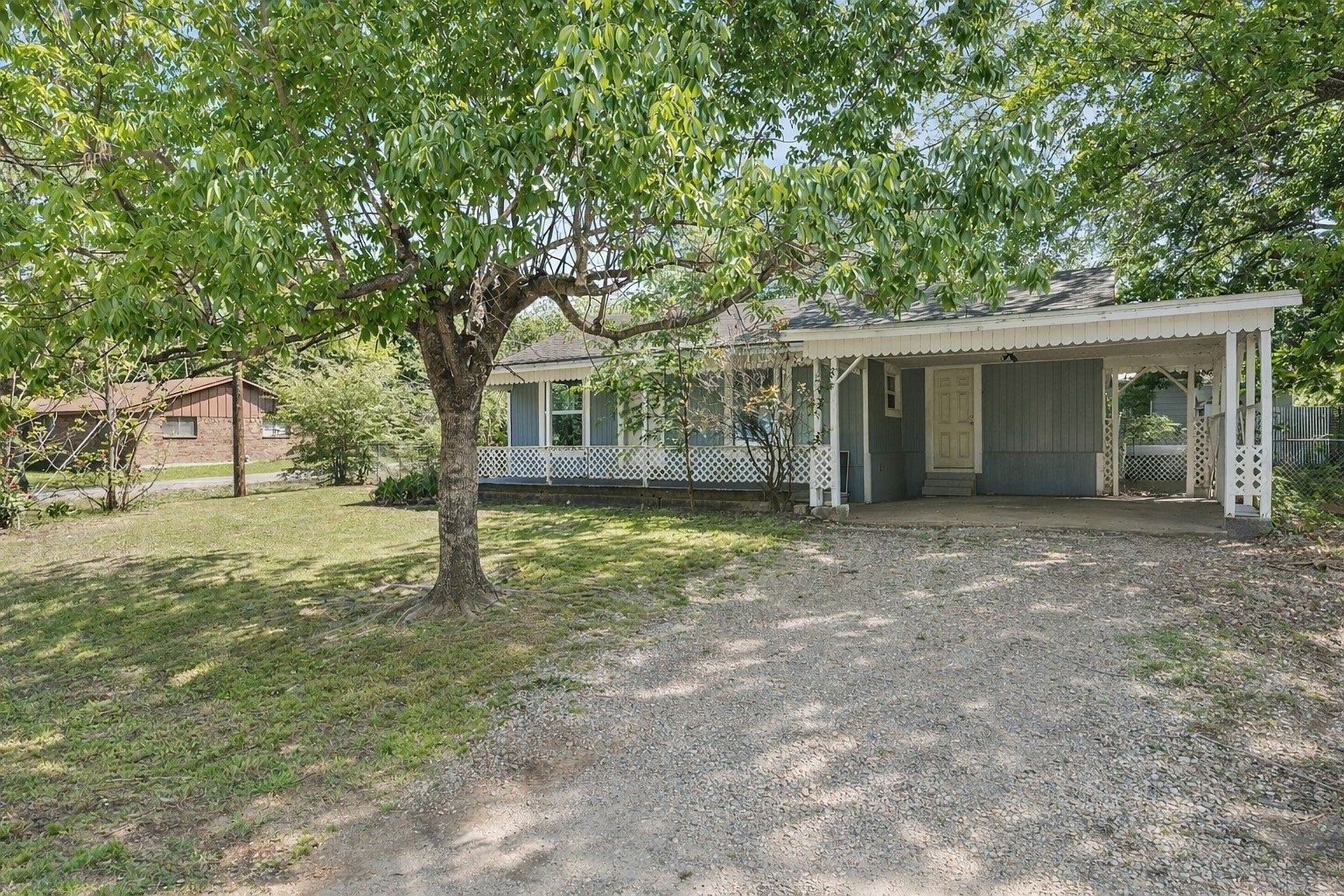 4203 Cordell St Greenville, TX 75401 - Thumbnail 2