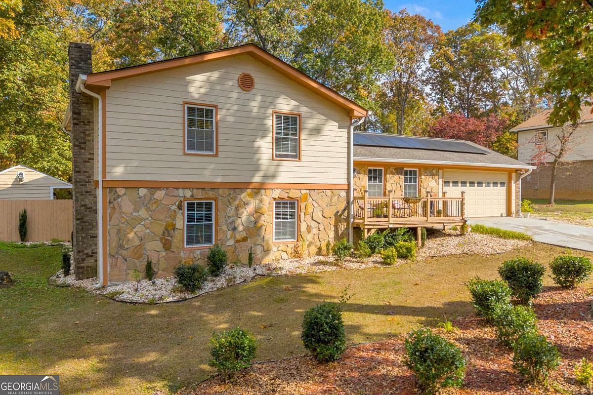 1023 Hickory Nut Ln Lawrenceville, GA 30043  | Single Family