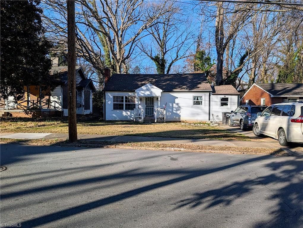 1407 E 22nd St Winston Salem, NC 27105 - Thumbnail 2
