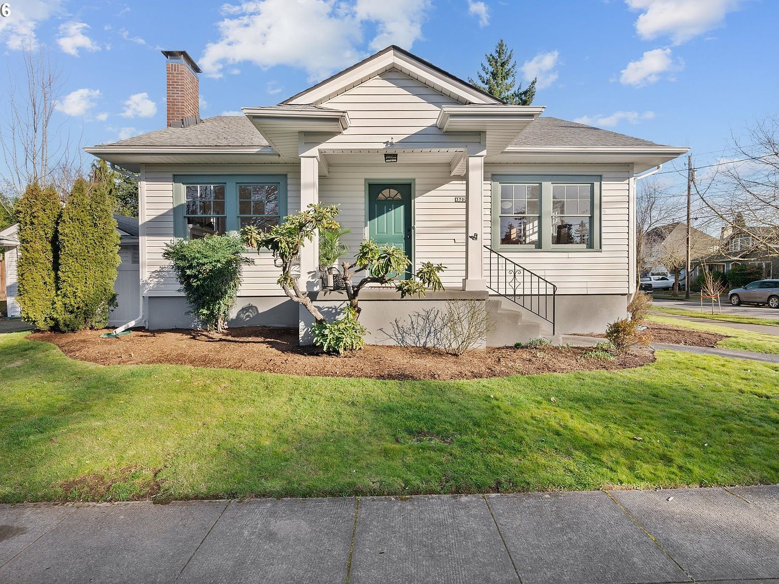 3700 NE 34th Ave Portland, OR 97212 - Thumbnail 2