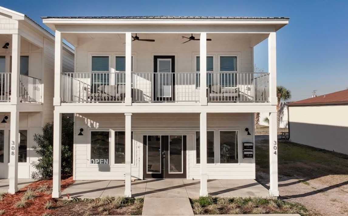 304 Long Ave Port St Joe FL 32456 - Thumbnail 2