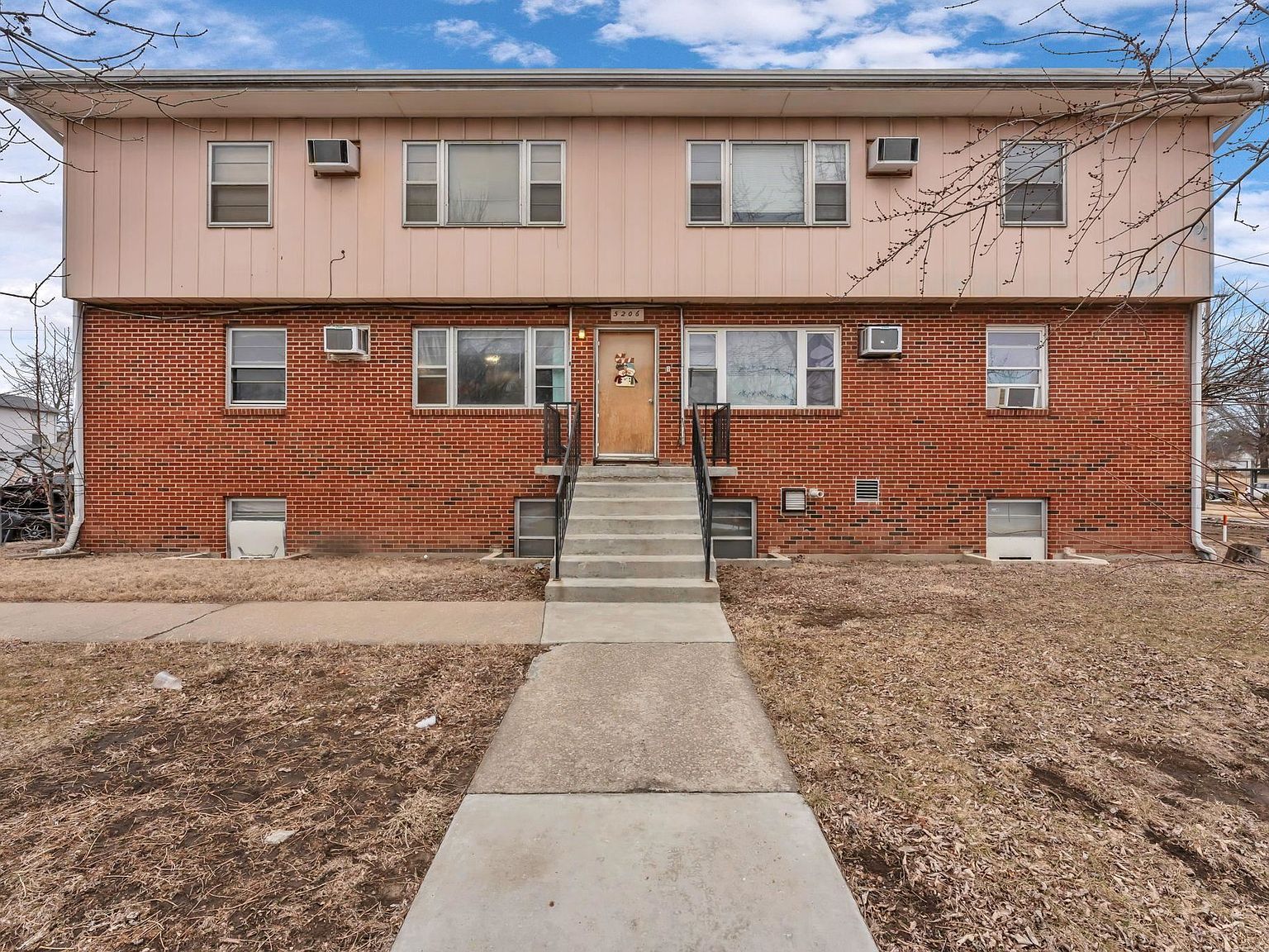 5206 SW 23rd St #5215-5216 Topeka, KS 66614 - Thumbnail 2