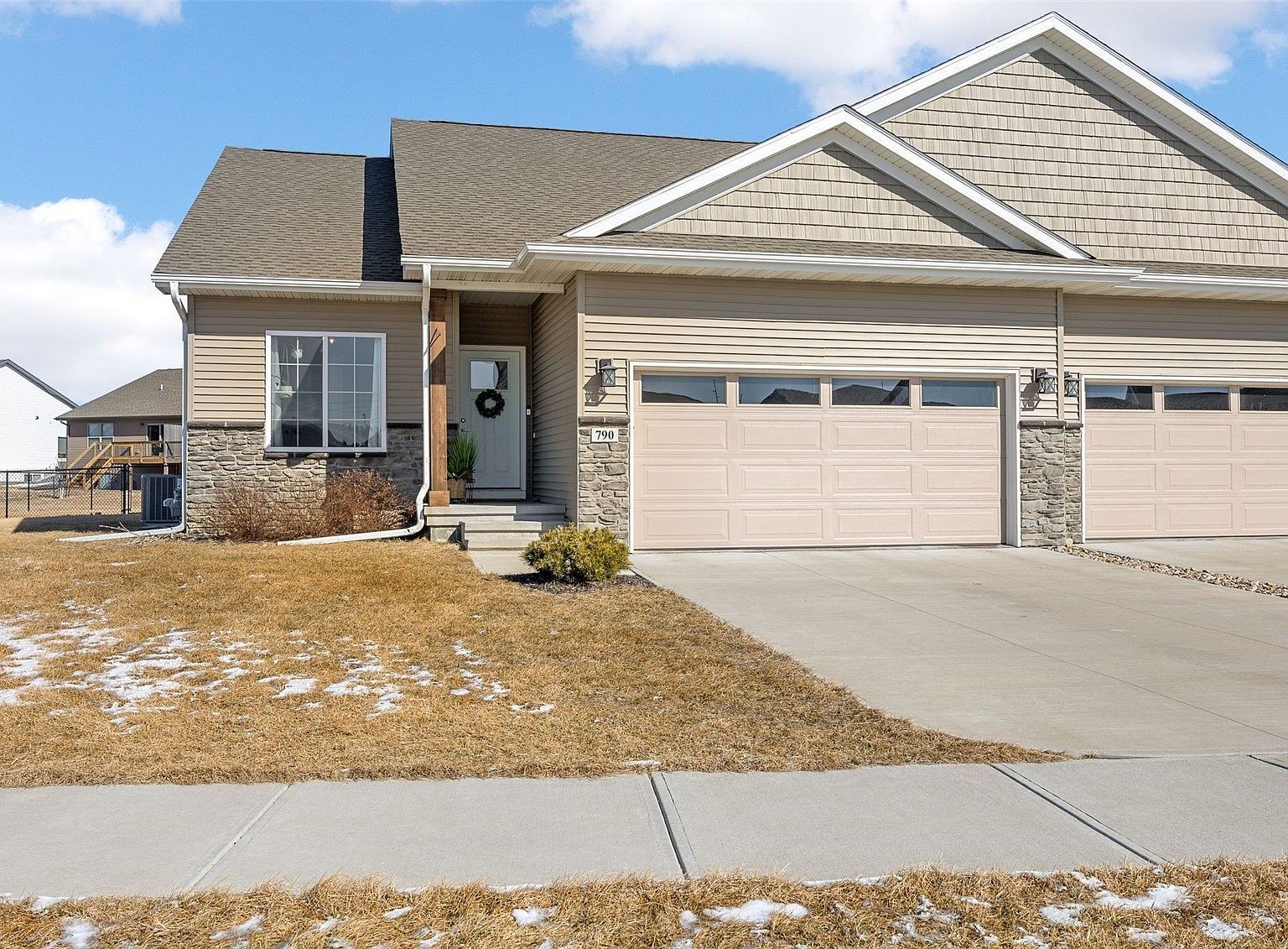 790 Oak Terrace Ave North Liberty, IA 52317 - Thumbnail 2