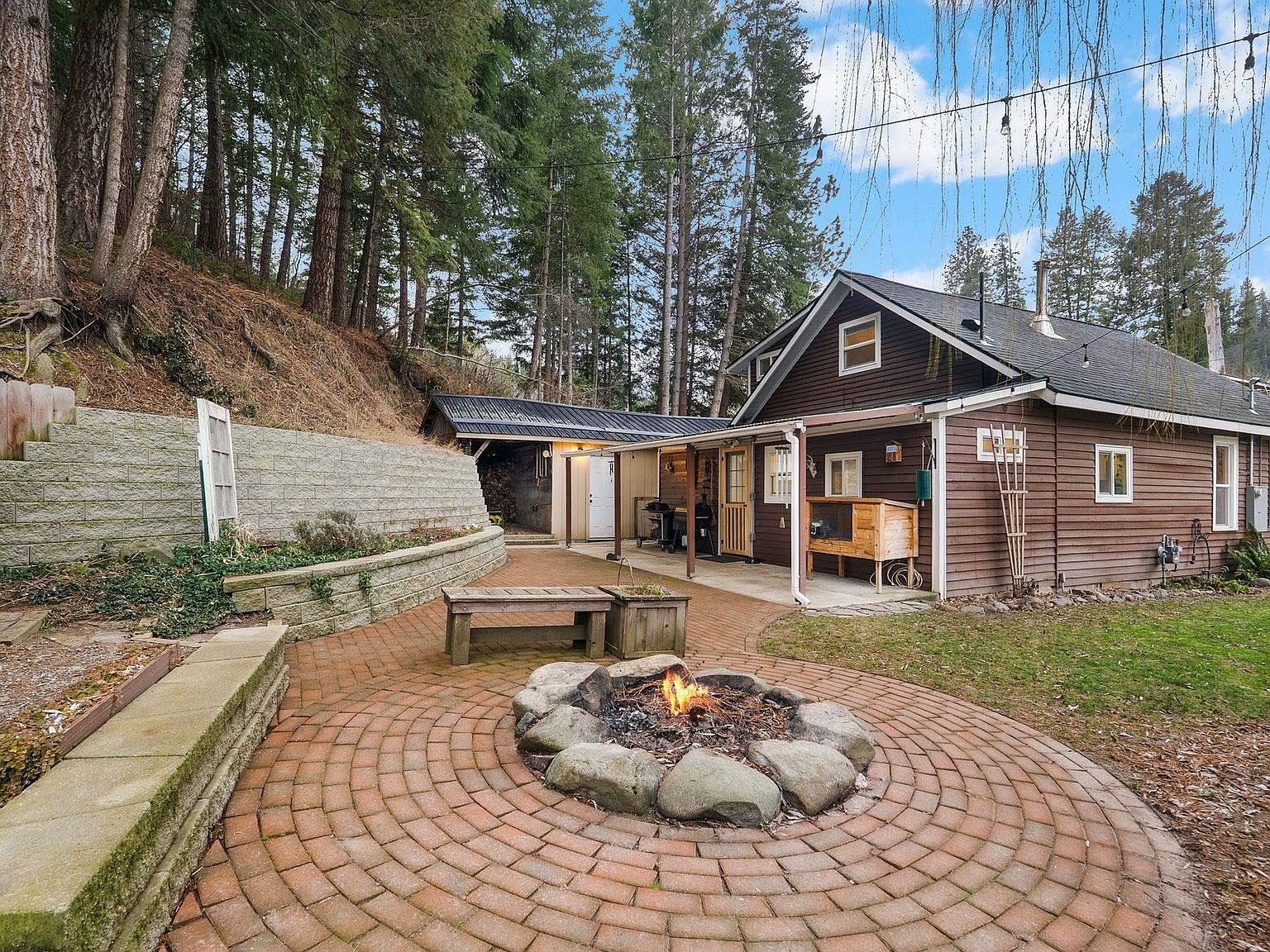 6885 Hazel St Bonners Ferry, ID 83805 - Thumbnail 2