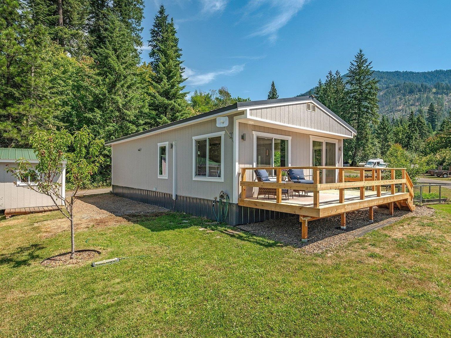 302 School Rd #15 Hope, ID 83836  | Single Family